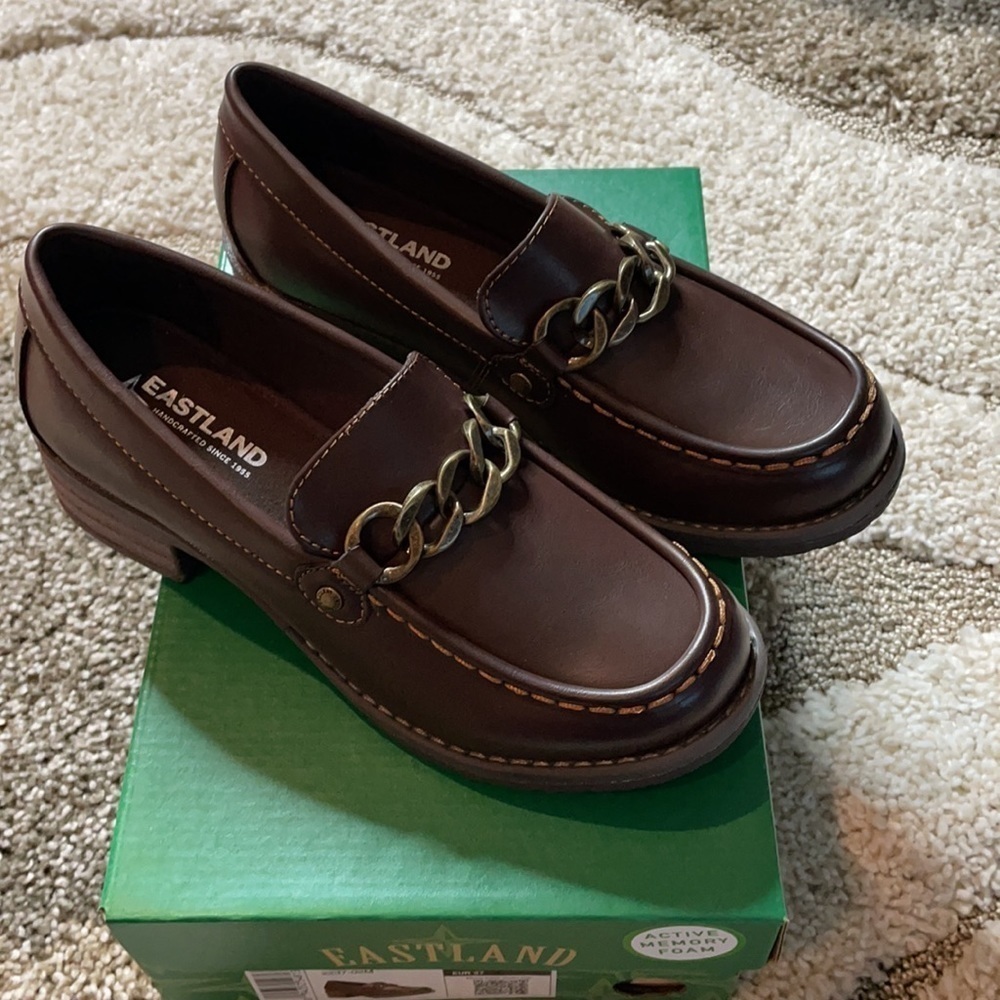 Eastland Nora Slip-On Loafers with chain detail chunky heel